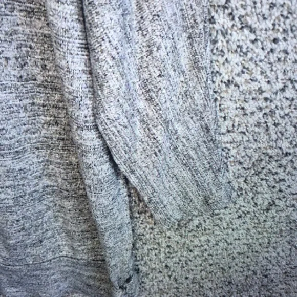 Gray Cowl Neck Women's Sweater - Brand Unspecified - Picture 2 of 6